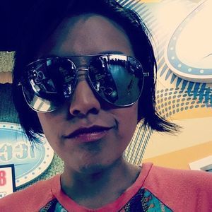 Meet your Posher, Christina